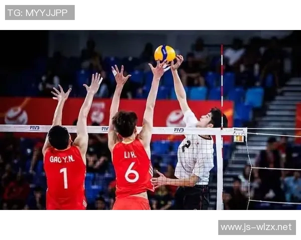 伊朗男排与加拿大男排激战正酣谁能在国际赛场上笑到最后 伊朗男排与加拿大男排激战正酣谁能在国际赛场上笑到最后