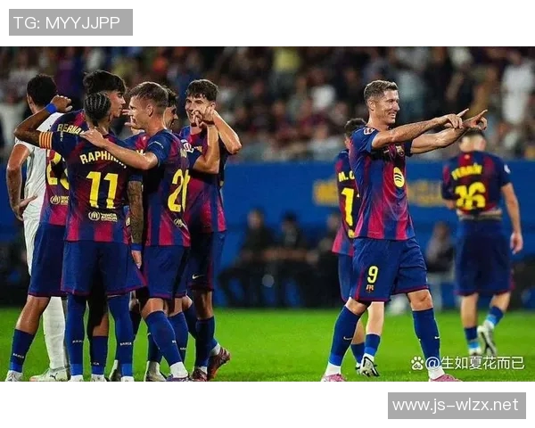 佛伦茨与巴萨的巅峰对决谁能在欧战中笑到最后 佛伦茨与巴萨的巅峰对决谁能在欧战中笑到最后